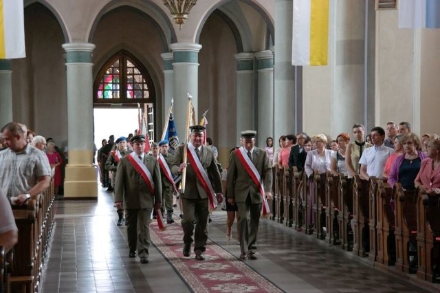 Mszę w intencji pułkownika Ryszarda Kuklińskiego odprawiono w kościele parafialnym w Stromcu.