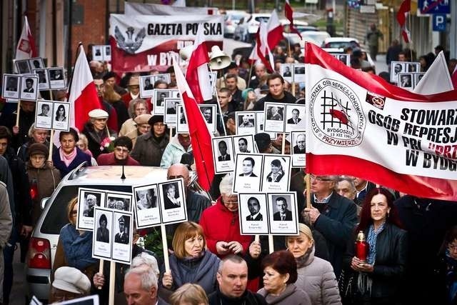 Obchody czwartej rocznicy tragedii smoleńskiejObchody czwartej rocznicy tragedii smoleńskiej