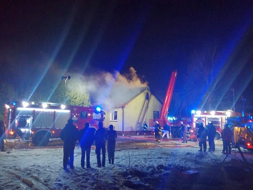 W wyniku pożaru domu w Rozwadowie dach nad głową straciła...