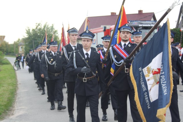 Jubileusz 40-lecia Ochotniczej Straży Pożarnej w Sokołowie Górnym. Nowy wóz bojowy ochrzczono imieniem Florek.