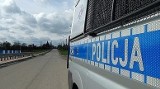 Mężczyzna dwukrotnie przejechany przez samochody żyje! Policja szuka sprawcy.