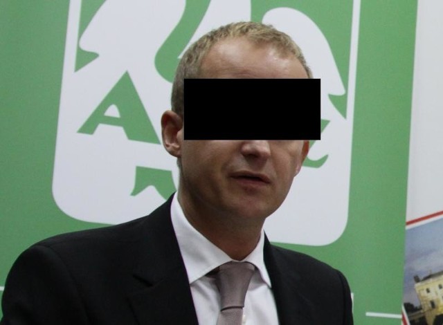 Aleksander P., były już prezes AZS Białystok, przyznał, że podpisał niezgodne z prawdą oświadczenie. W śledztwie stwierdził, że zrobił to dla dobra klubu.