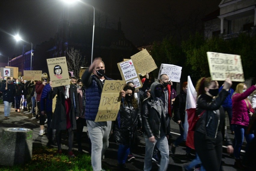Protest kobiet oraz przedsiębiorców w Radomiu, wspierali ich też motocykliści. Zobacz galerię zdjęć