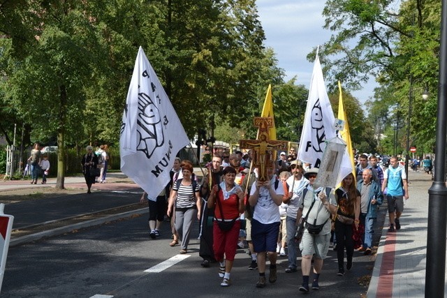 Rybnicka Pielgrzymka na Jasną Górę Wyruszyła