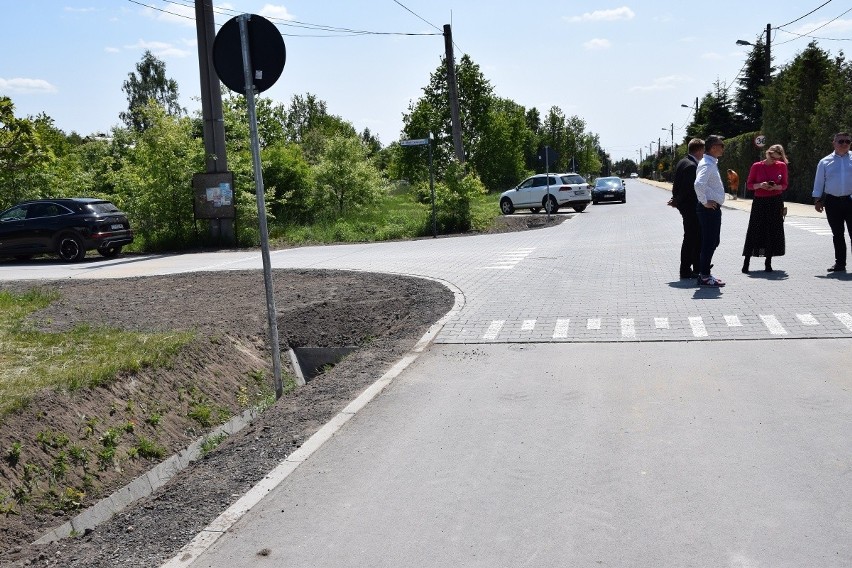 Zakończyła się przebudowa ulicy Kasztanowej i skrzyżowań w Starowej Górze w gminie Rzgów