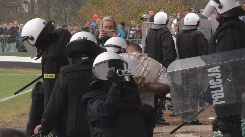 Starcia kiboli na meczu. Interweniowała policja