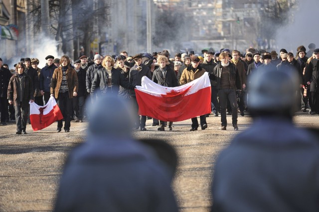 "Czarny Czwartek. Janek Wiśniewski padł"media-press.tv