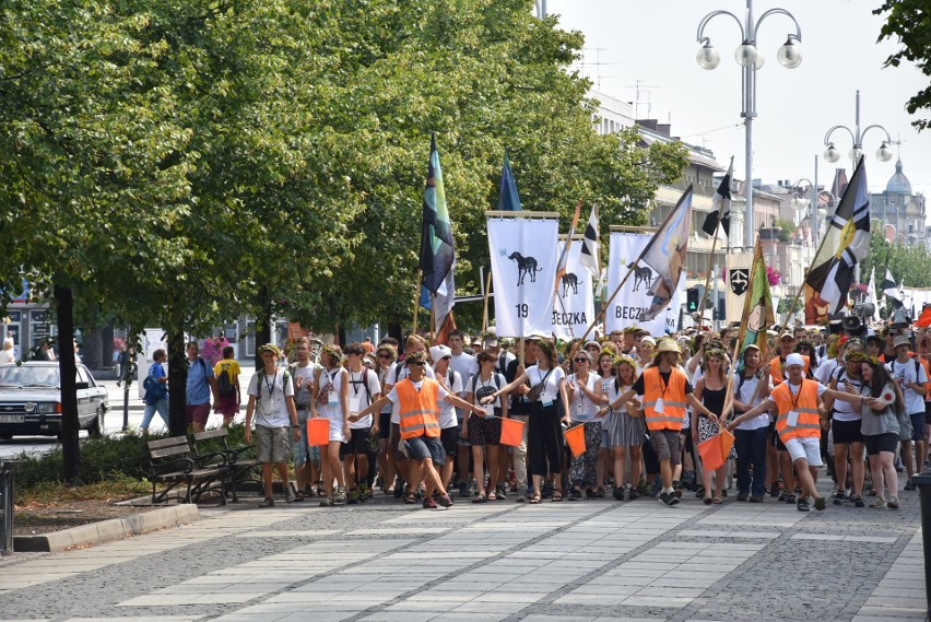 Pielgrzymka Dominikańska dotarła z Krakowa na Jasną Górę ZDJĘCIA Zmęczeni, ale bardzo radośni 