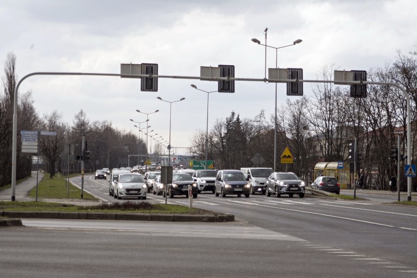 Czy ruszy wreszcie przebudowa drogi krajowej nr 94 w Olkuszu? Trwa przetarg