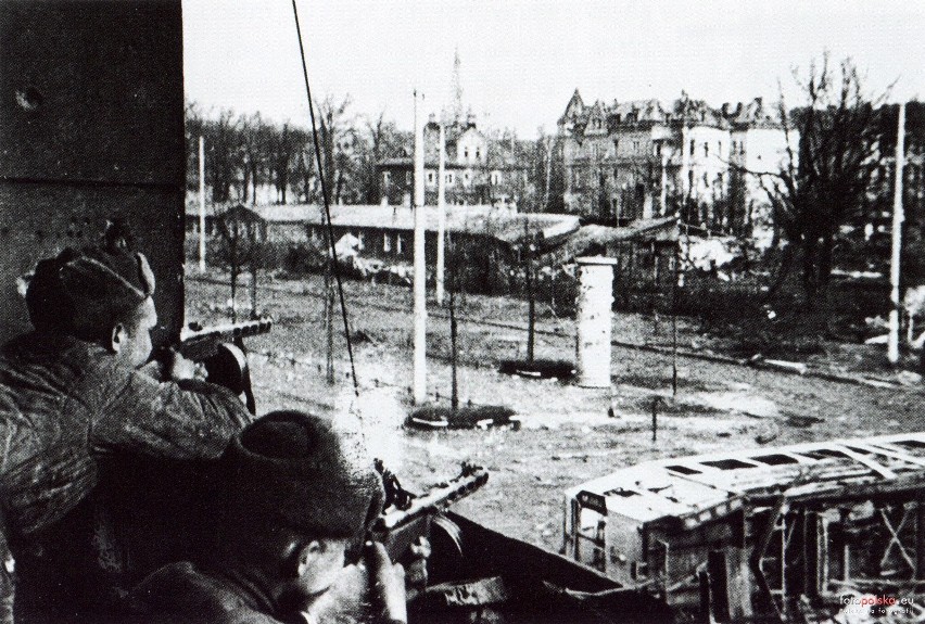 Marzec 1945 roku, ul. Powstańców Śląskich