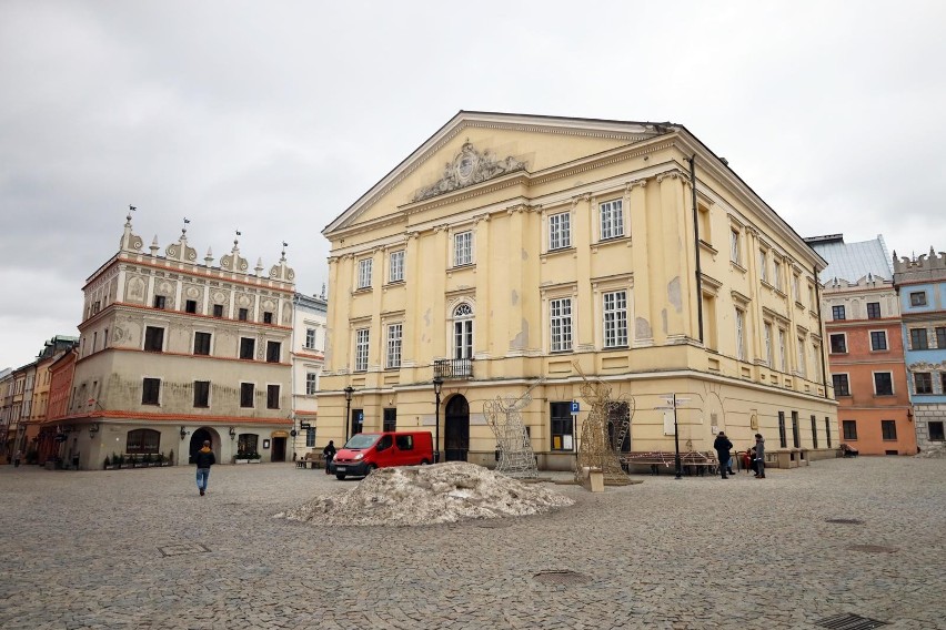 To teren w obrębie murów obronnych miasta. Wyznaczane jest...