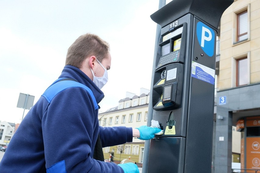 Białystok - dezynfekcja parkomatów. Płatne parkowanie nadal...