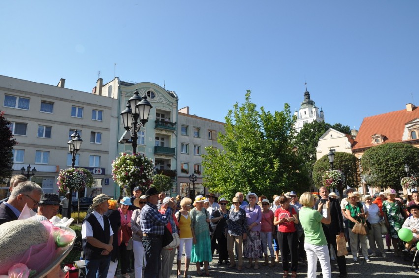 III Piknik Seniorów w Kapeluszach w Kluczborku.