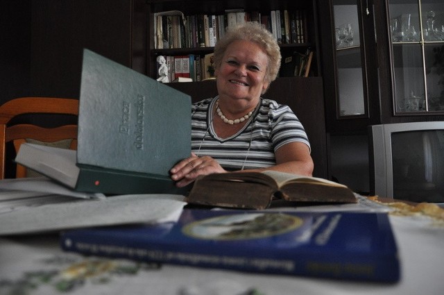 Janina Domska na doktorat z historii, o Niemodlinie napisała już dwie książki.