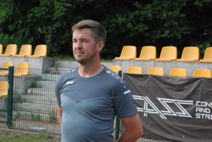 4 liga. Paweł Czaja został trenerem Pogoni Staszów. Jego asystentem będzie Artur Góra. Dużo zmian w zespole