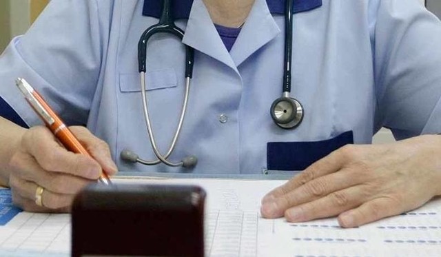 Lekarze z Torunia także są oburzeni słowami wicepremiera Jacka Sasina o braku zaangażowania medyków w walkę z koronawirusem