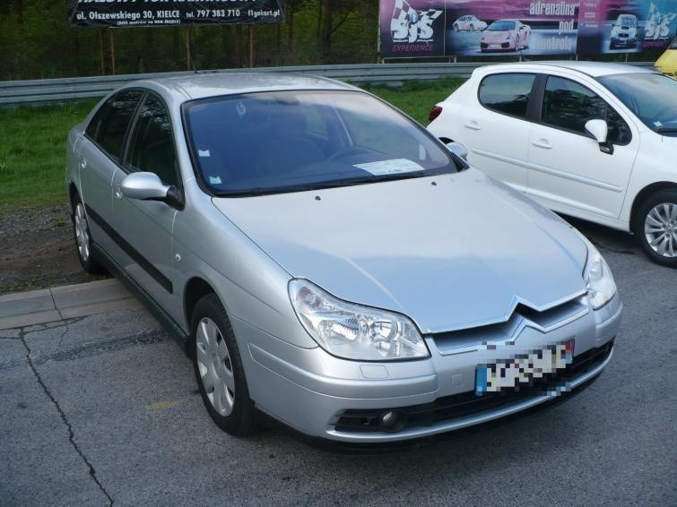 Giełda samochodowa w Kielcach i Sandomierzu (04.05) - ceny i...