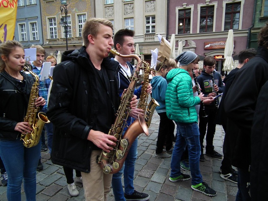 W piatek Stary Rynek opanowali młodzi muzycy