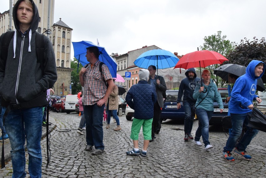 Marsz dla Życia i Rodziny przeszedł ulicami Bielska-Białej ZDJĘCIA