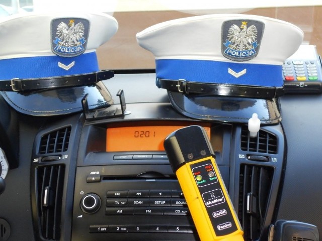 W weekend lubaczowscy policjanci zatrzymali prawajazdy trzem kierowcom.