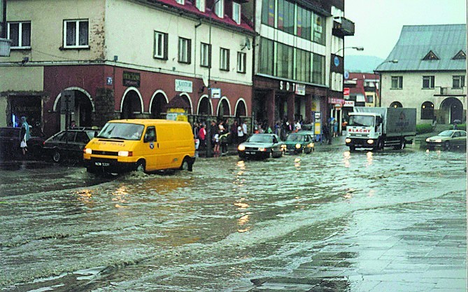 W Limanowej największa fala powodziowa przyszła dziewiątego...