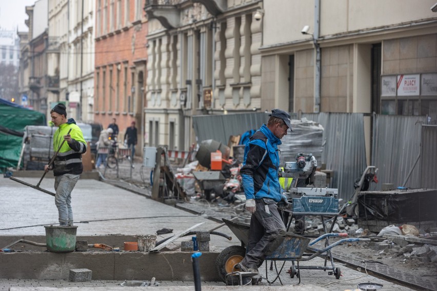 Kraków. Przebudowa ulicy Krupniczej - niby blisko końca, a postępów nie widać