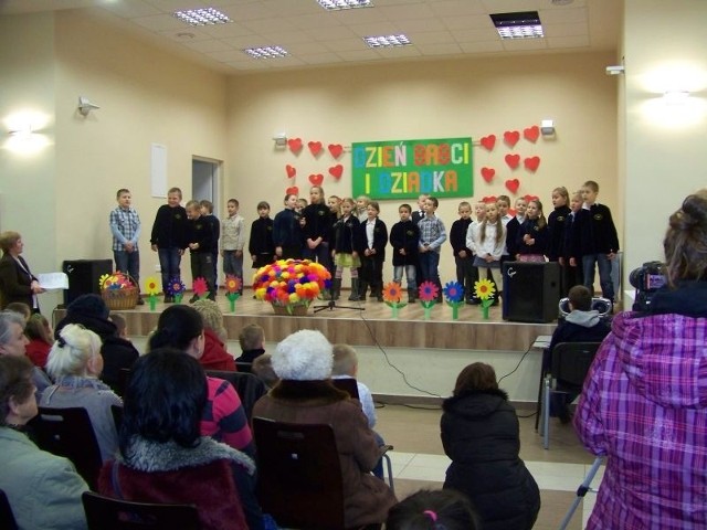 Najmłodsi z Bukowa wystąpili dla swoich babć i dziadków