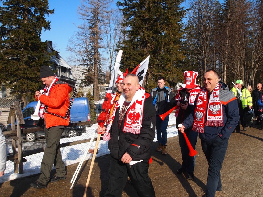 Zakopane. Kibice szykują się na skoki narciarskie [ZDJĘCIA]