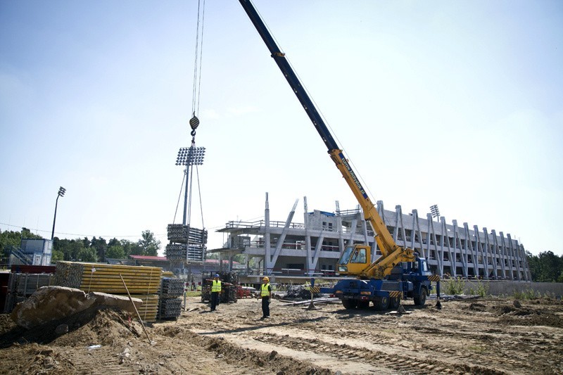 Nowy stadion miejski - budowa rozkręca się (zdjęcia)