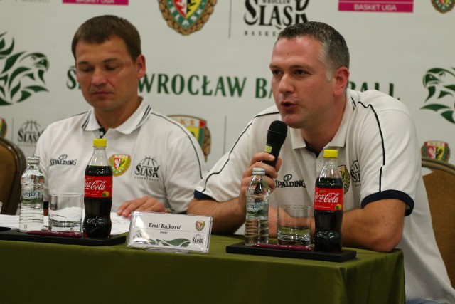 Emil Rajković (z prawej) ma poprowadzić Śląsk Wrocław do sukcesu