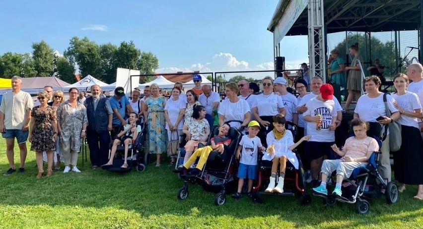 Pomysłodawcy budowy w Jawiszowicach domu dla osób...