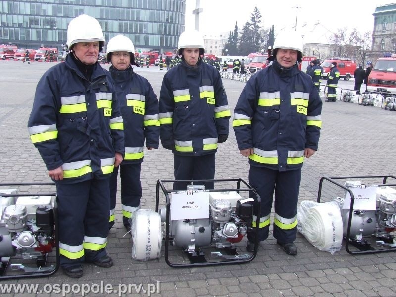 Fundacja WOŚP przekazala sprzet dla strazaków. Dostalo go 31...