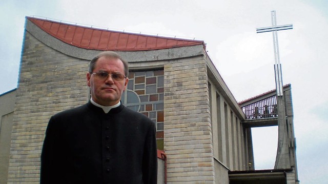 Ks. Dariusz Puchała, proboszcz parafii w Bolęcinie, jest gotów przyjąć około 250 pielgrzymów