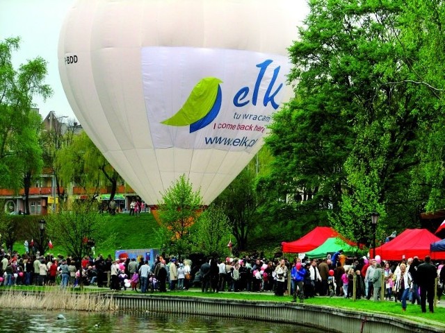 Na zakończenie wczorajszego pikniku przy promenadzie ełczanie mogli zobaczyć między innymi balon z logo miasta