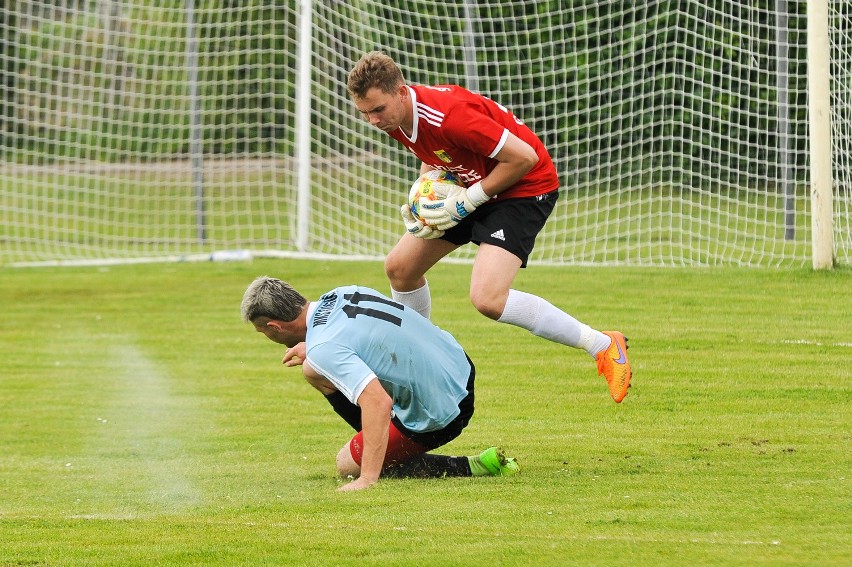 4. liga piłkarska. Skalnik Gracze - MKS Gogolin 1-2