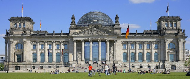 Budynek Bundestagu.