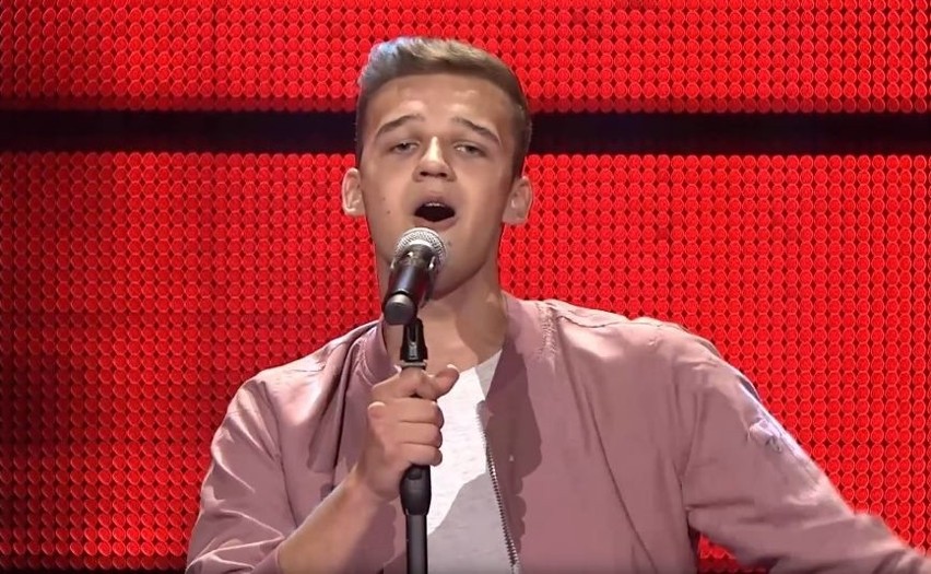 Tomek z Woli Rzeczyckiej zaśpiewał piosenkę „Can’t Stop The...