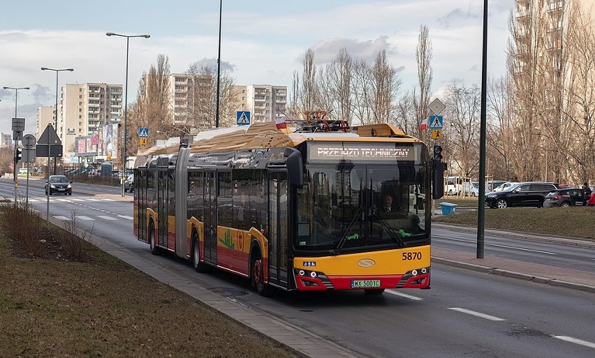 Solaris ma w swojej ofercie przegubowy autobus elektryczny...