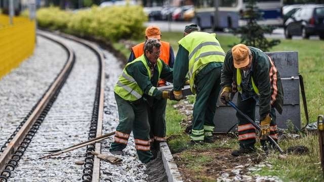 KONIEC REMONTU TRAMWAJ WOJSKA POLSKIEGOKONIEC REMONTU TRAMWAJ WOJSKA POLSKIEGO