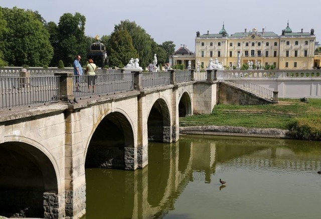 W XVIII wieku most miał trzy arkady. Był też nieco szerszy niż teraz. Żeby jednak przywrócić pierwotny wygląd, trzeba przeprowadzić ekspertyzę.