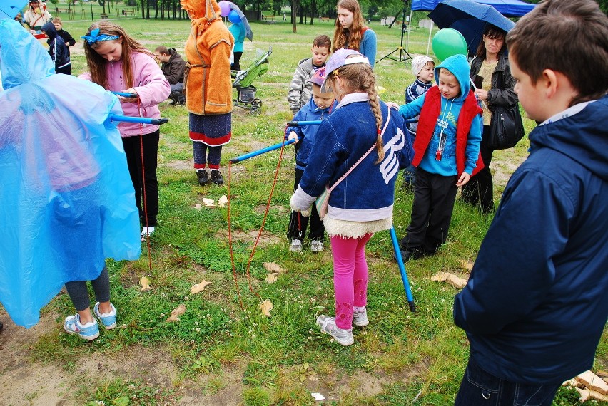 Dzień Dziecka w Będzinie. Zabawa w parku na Dolnej Syberce  [ZDJĘCIA]