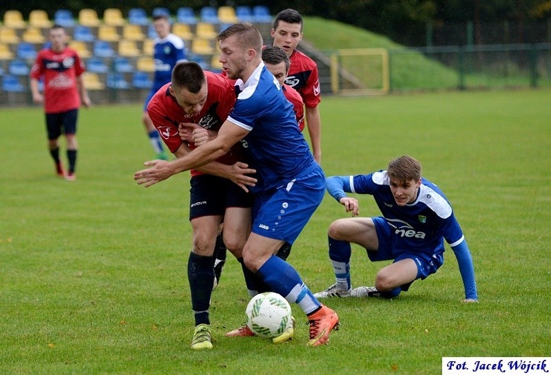 IV liga: Rasel Dygowo - Olimp Złocieniec 5:1 [ZDJĘCIA]