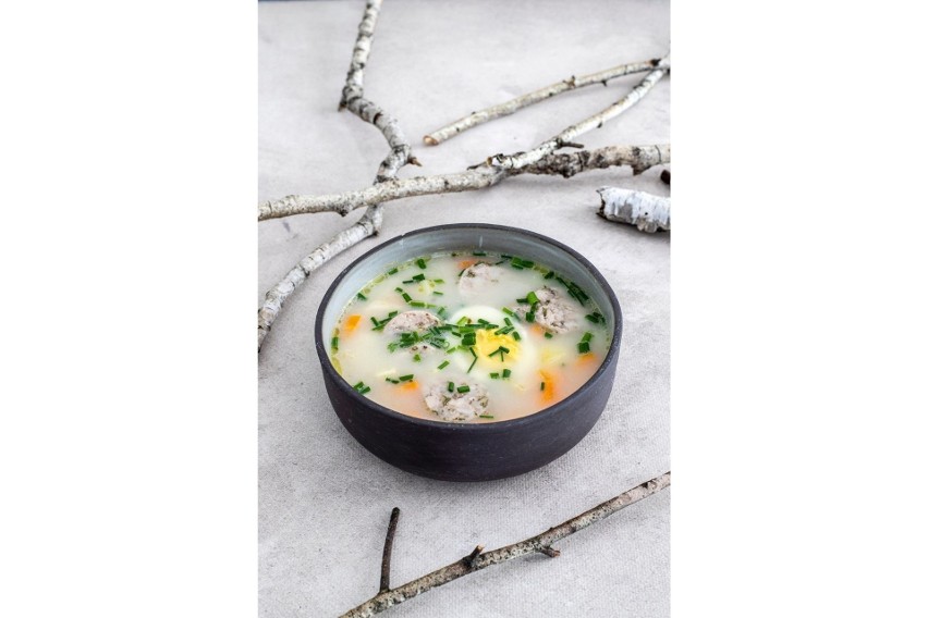 Sprawdź przepis na tradycyjną zupę chrzanową.