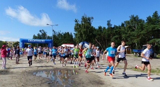 Na dystansie 10 kilometrów rywalizowali uczestnicy 19. Biegu Króla Eryka w Darłowie.