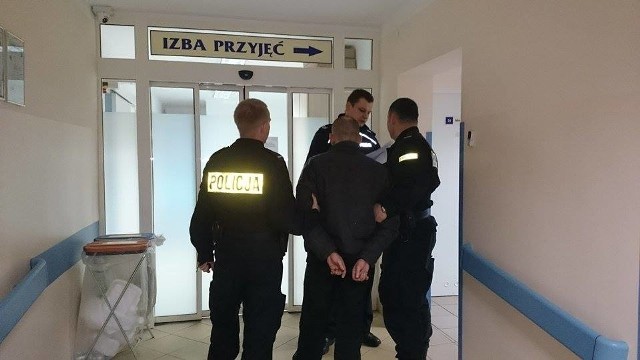 Policja zatrzymała sprawców napadu na sklepy w Tychowie.
