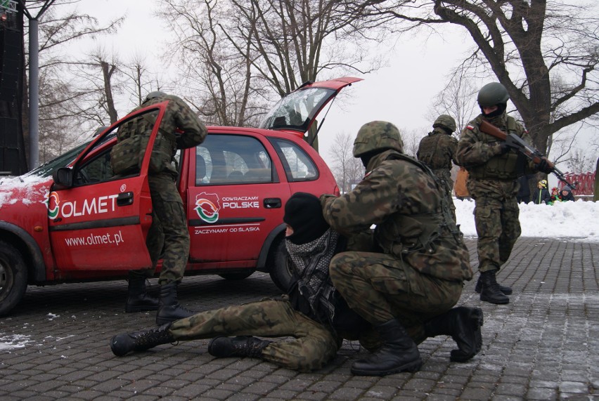 WOŚP 2017 Rybnik: Ruszyła impreza na kampusie