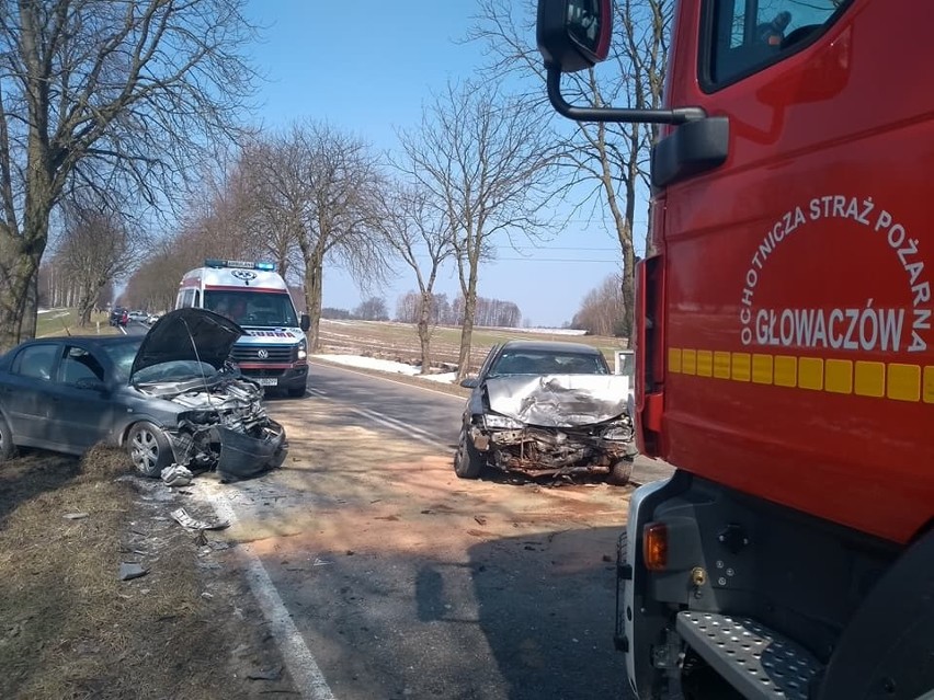 Cztery osoby poszkodowane w wypadku w Głowaczowie. Po...
