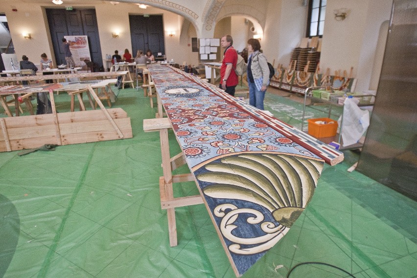 We Wrocławiu rekonstruują dach synagogi (ZDJĘCIA)