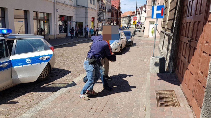 W środę około godziny 9 na terenie budowy domu w...