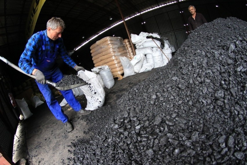 Pierwsze tony węgla zostały dostarczone do Gorzowa na...